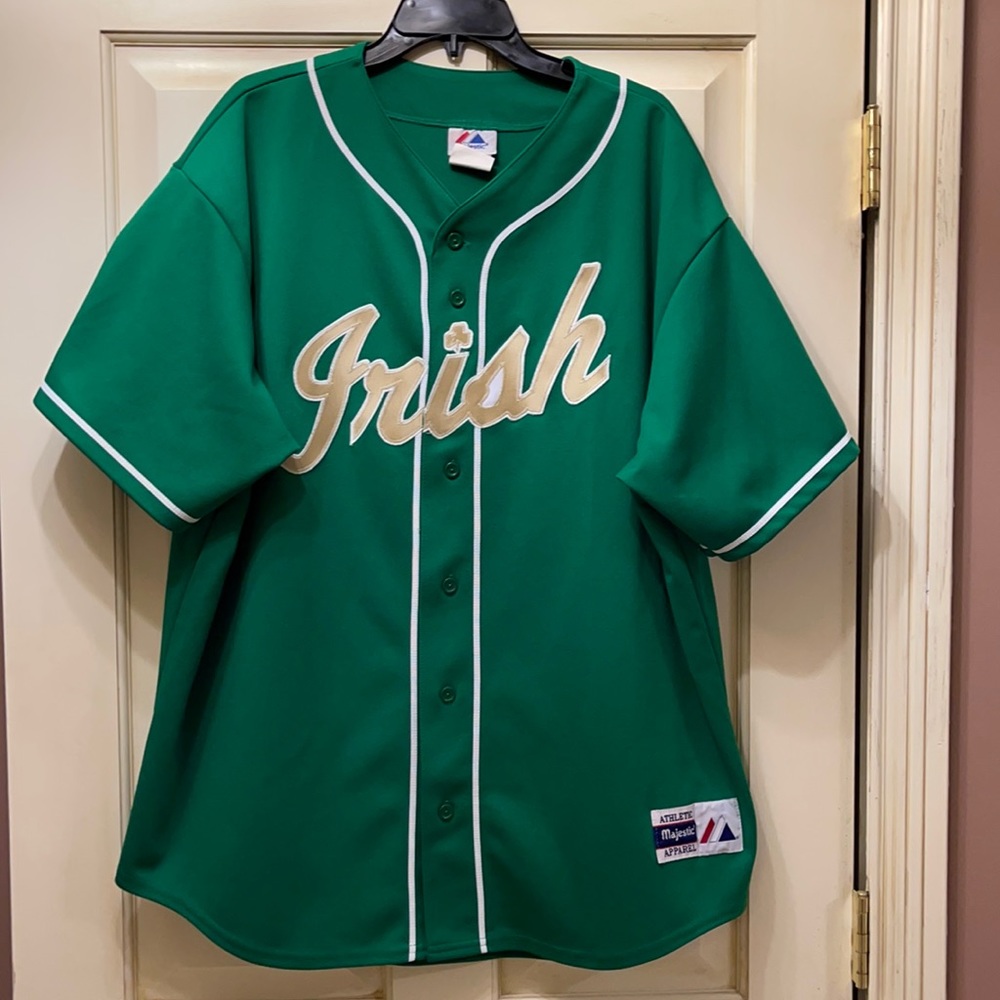 Vintage ☘️IRISH ☘️button down Short sleeved shirt